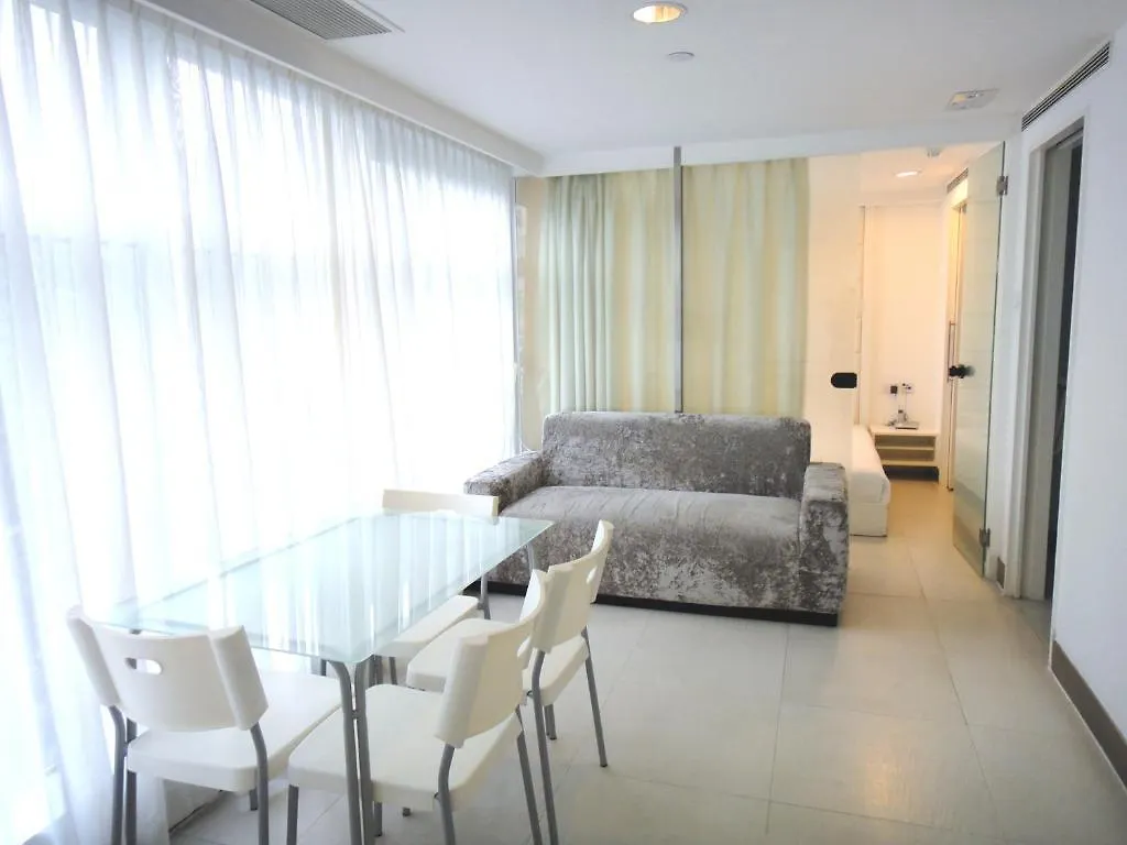 Equinox Mercury Serviced Apartments Χονγκ Κονγκ 3*,  Κίνα